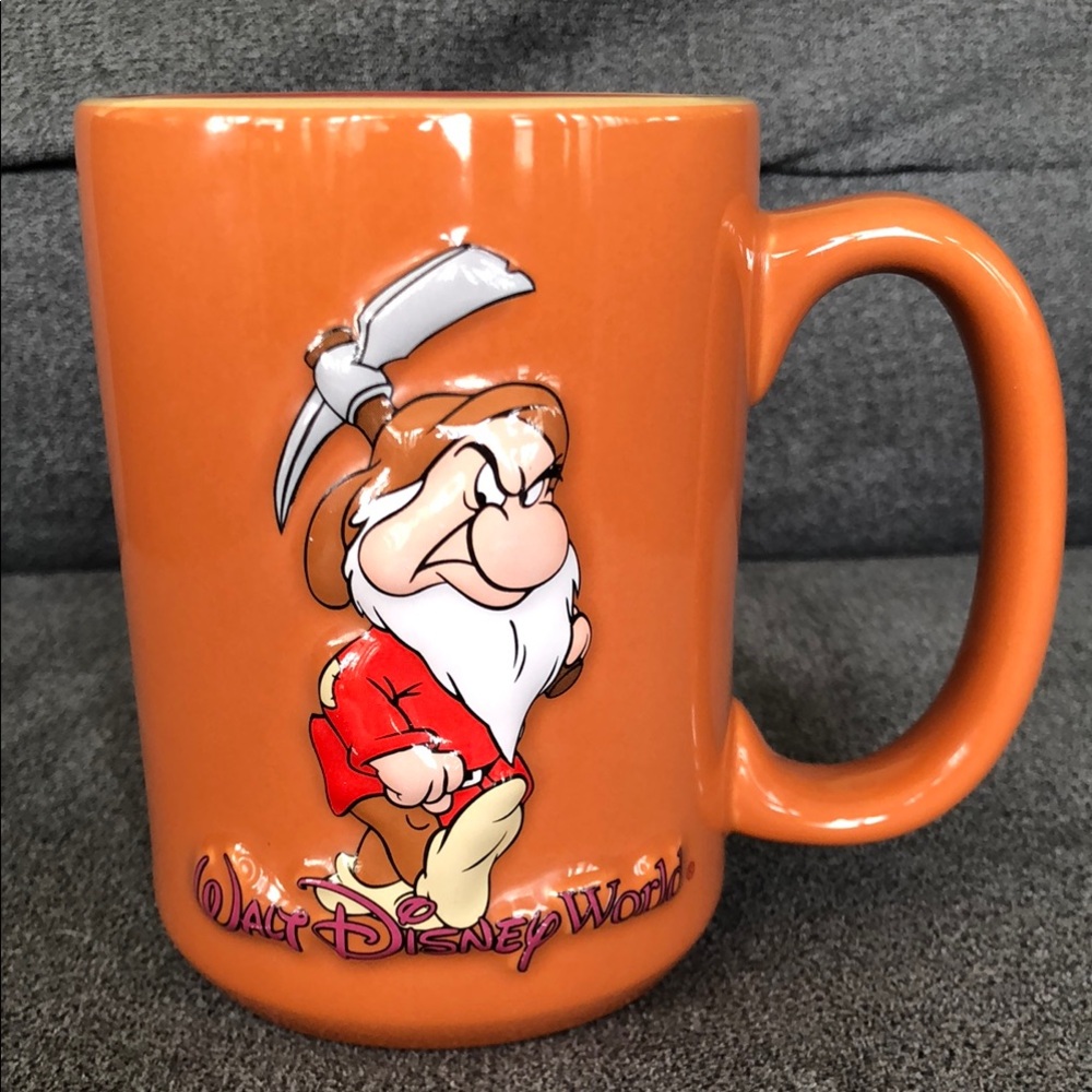 Disney Orange Mug with Grumpy Design ((SNOW WHITE AND THE SEVEN DWARFS))